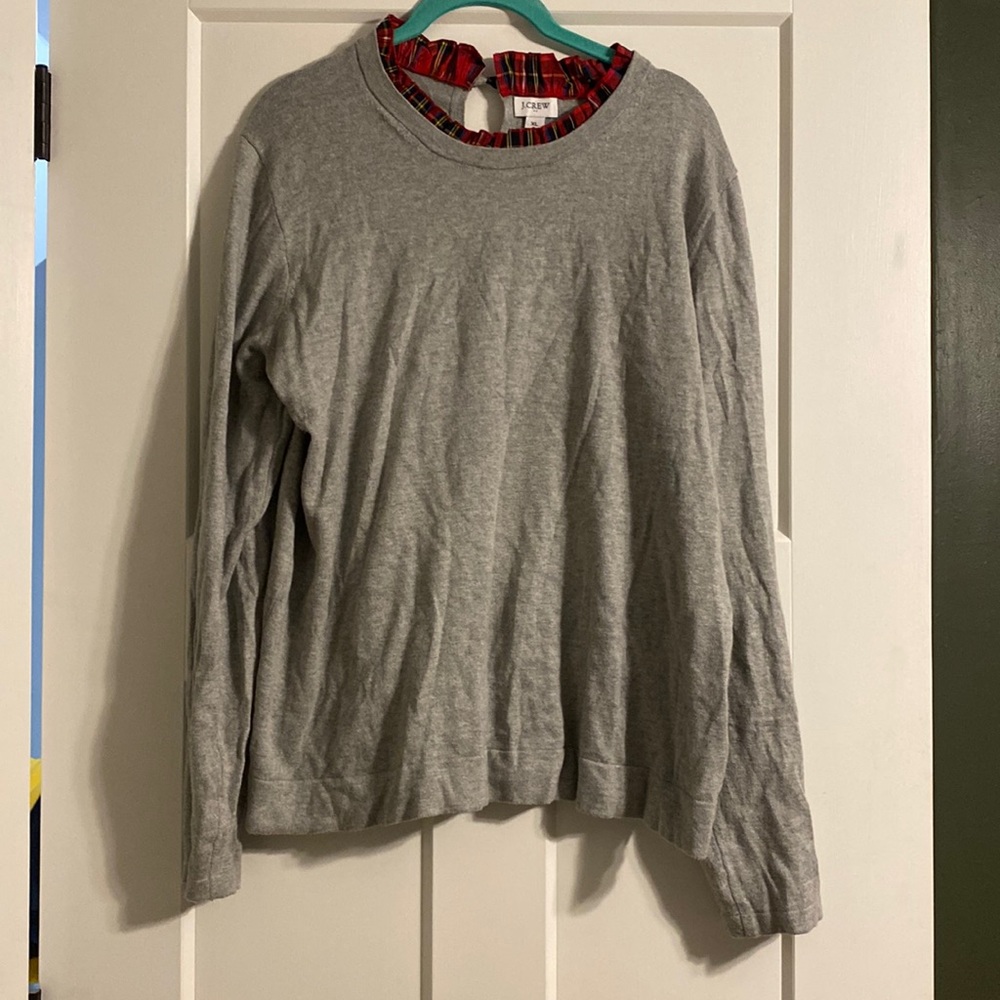 Lightly used women’s JCREW factory holiday sweater XL